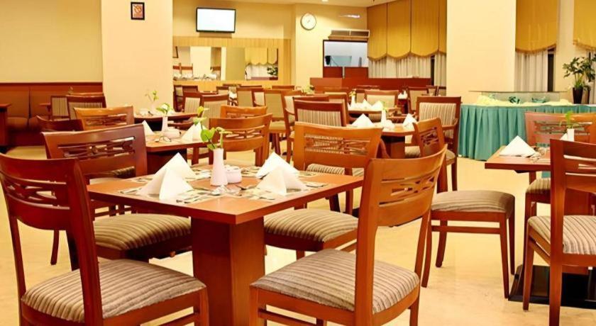Hotel Bintang Wisata Mandiri Τζακάρτα Εξωτερικό φωτογραφία