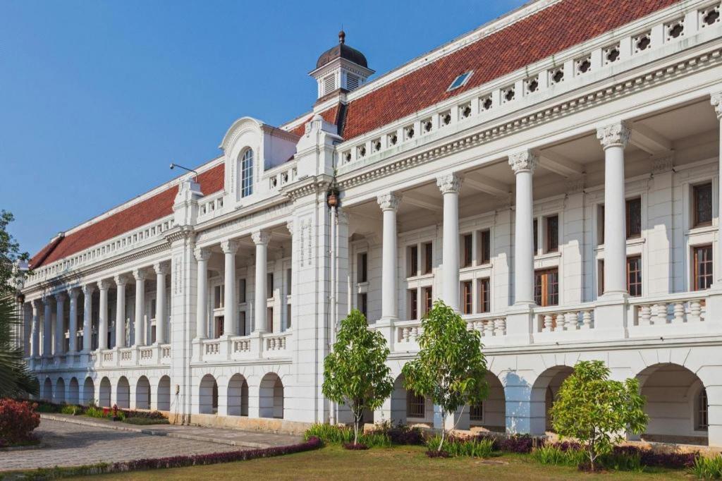Hotel Bintang Wisata Mandiri Τζακάρτα Εξωτερικό φωτογραφία